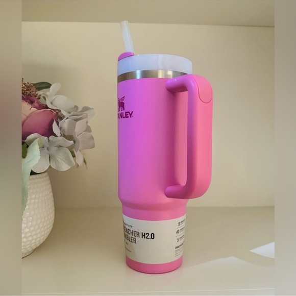 🎉LAST CHANCE🎉Stanley 30oz Quencher H2.0 FlowState Tumbler Peony - Picture 3 of 9